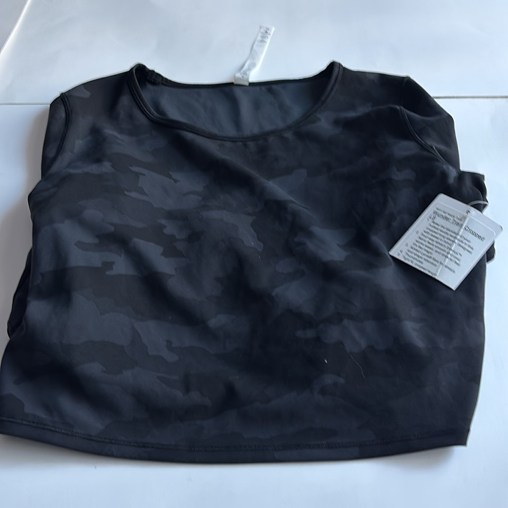 Lululemon Top - Picture 6 of 6